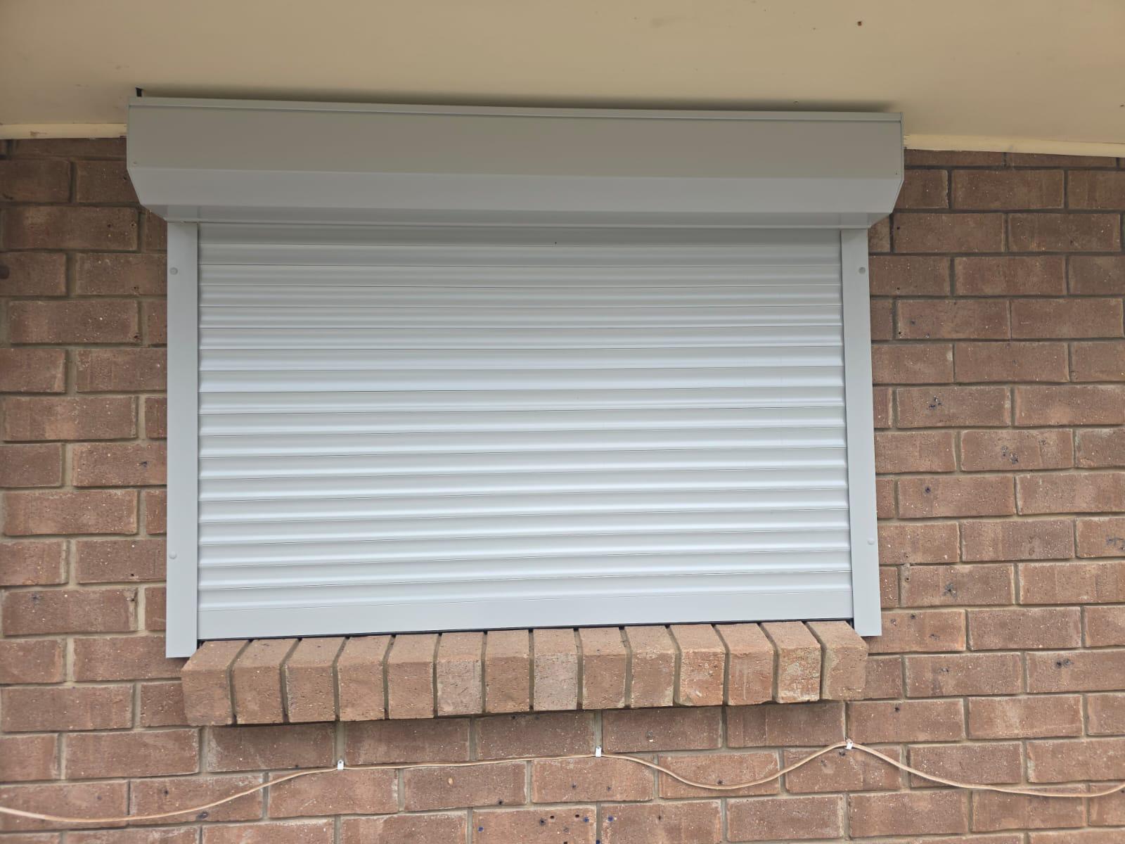 Manual Shutters